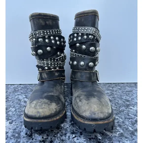 COMME des GARCONS TAO Black Distressed Leather Pull On Boots Marked XS